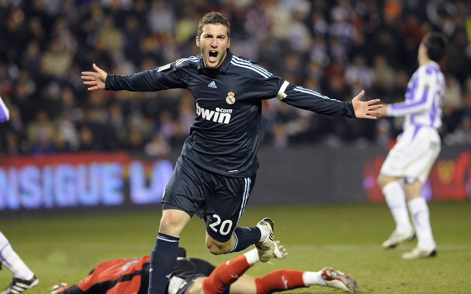 华体会hth官方网站下载-曼城与布莱顿进行决战，胜负悬念，曼城和布莱顿比分预测