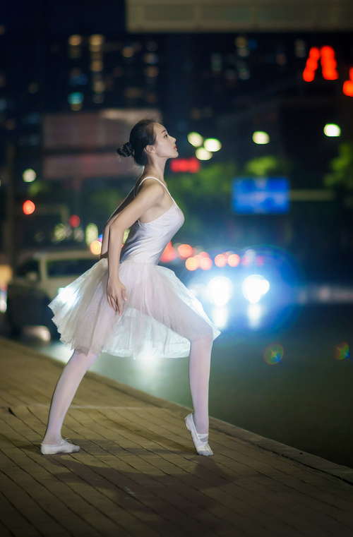 “从草根到顶级球员:埃尔斯·霍斯特的非凡橄榄球之路”