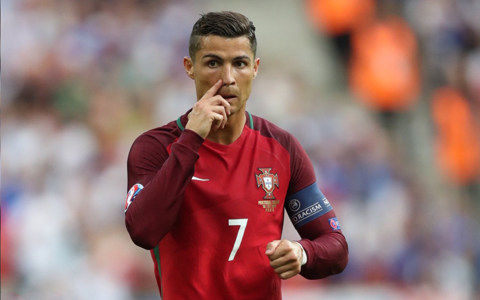 “校园足球课程入选国家基础教育课程体系”，教育部_全国已认定2.7万所校园足球特色学校